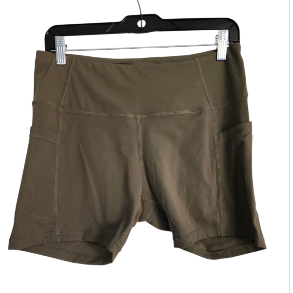 Preowned Priessei Shorts Preowned Priessei Shorts
